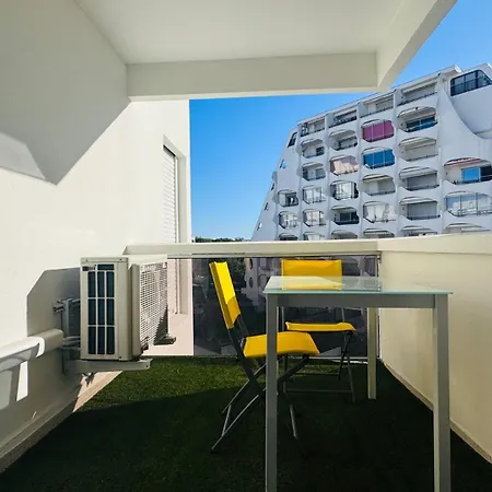 Le Temple Du Soleil, Et Apartmán *